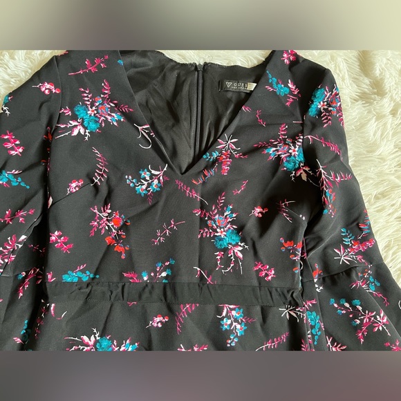 Guess, size 8, new with no tags - Picture 2 of 5